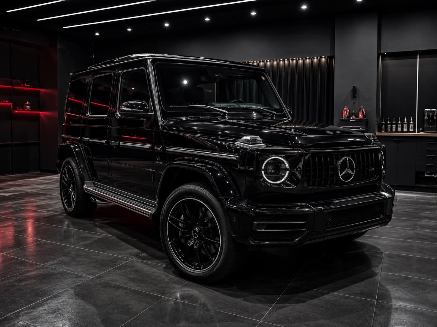 Schwarze Mercedes G-Klasse nach der Fahrzeugaufbereitung bei Carmetix